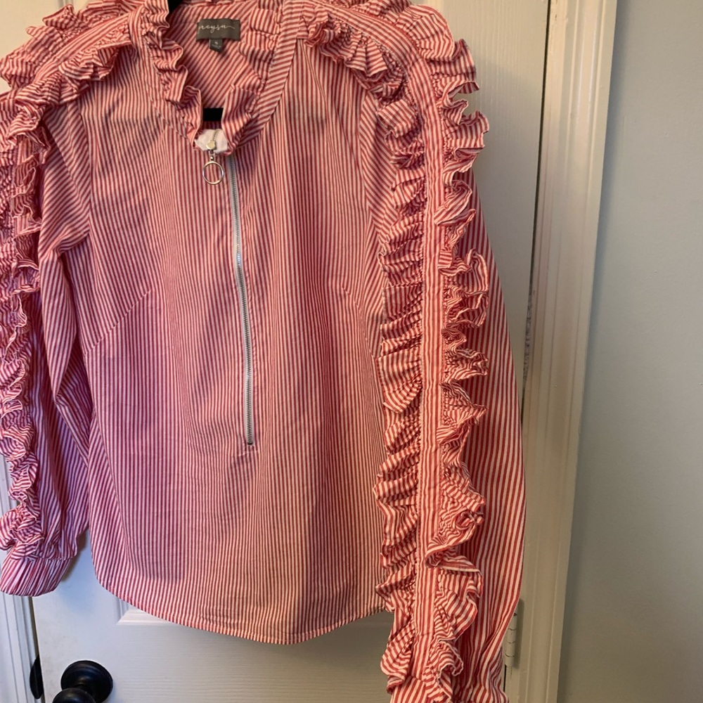 Stripe & Ruffle Pull-Over - Picture 3 of 10